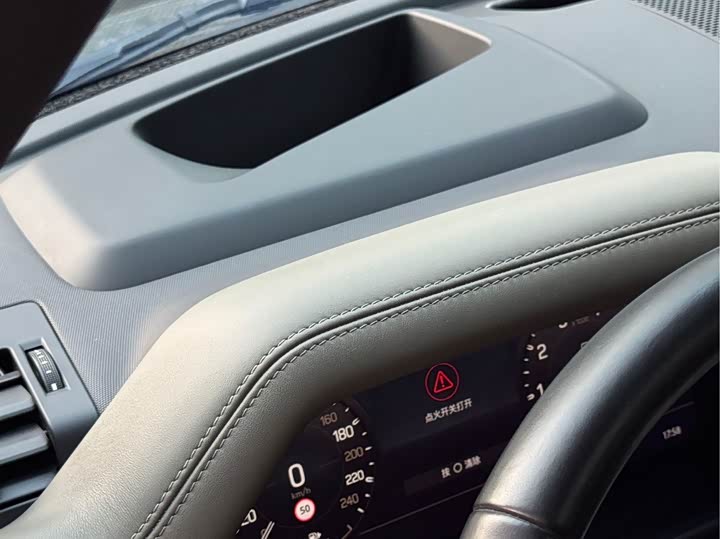 Фото 4 - Land Rover Defender