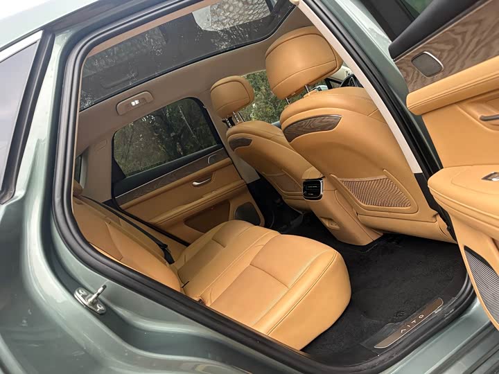 Фото 9 - Aito M5