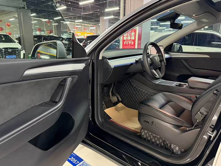 Фото 7 - Tesla Model Y