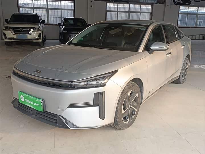 Фото 2 - Geely Galaxy L6