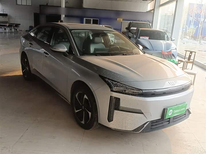 Фото 4 - Geely Galaxy L6