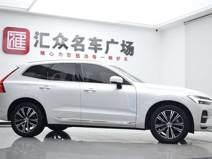 Фото 4 - Volvo XC60