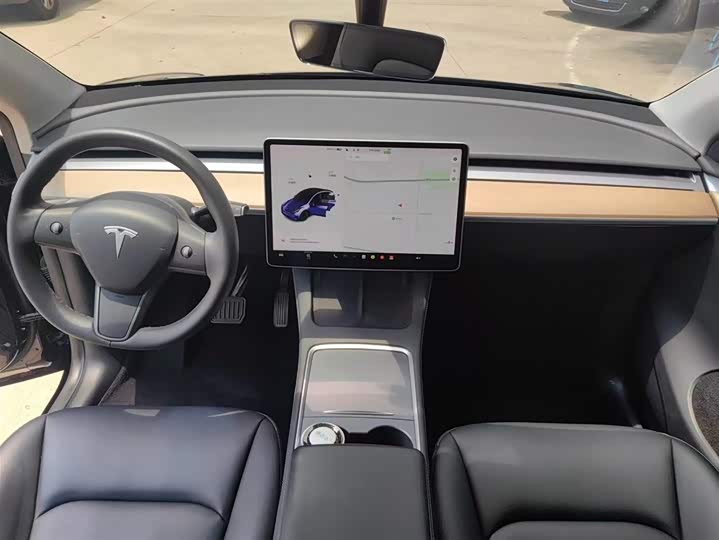 Фото 9 - Tesla Model Y