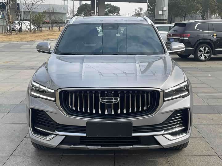 Фото 2 - Geely Monjaro