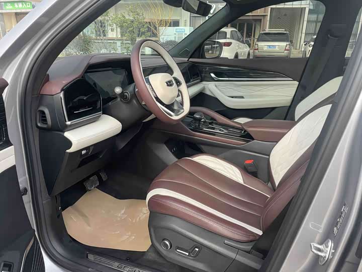 Фото 4 - Geely Monjaro