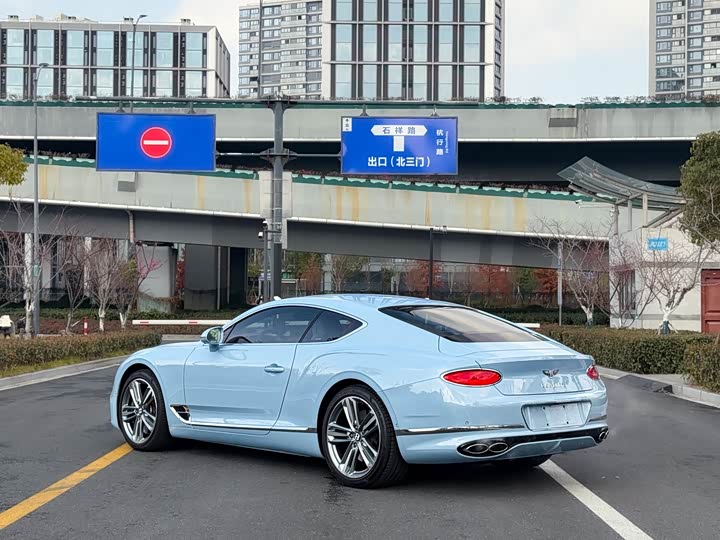 Фото 6 - Bentley Continental GT