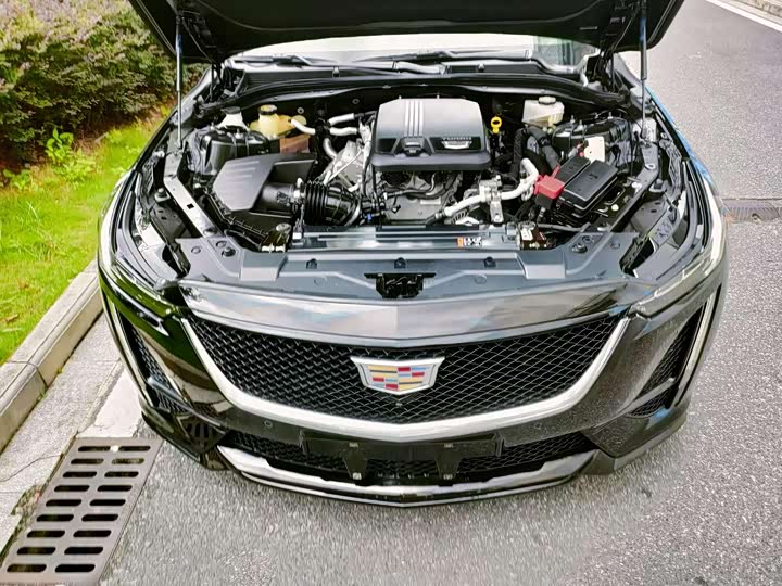 Фото 6 - Cadillac CT5