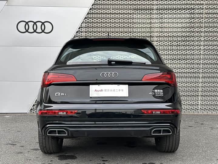 Фото 5 - Audi Q5L