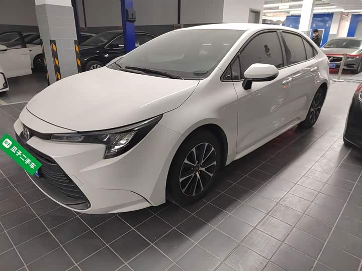 Фото 2 - Toyota Levin