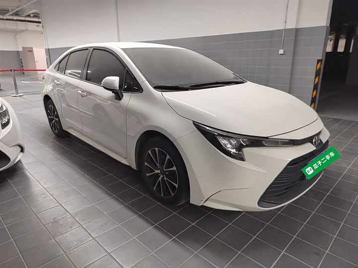 Фото 4 - Toyota Levin