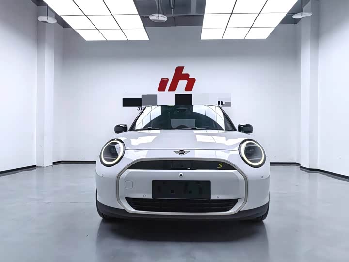 Фото 2 - Mini Cooper