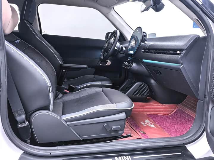 Фото 6 - Mini Cooper