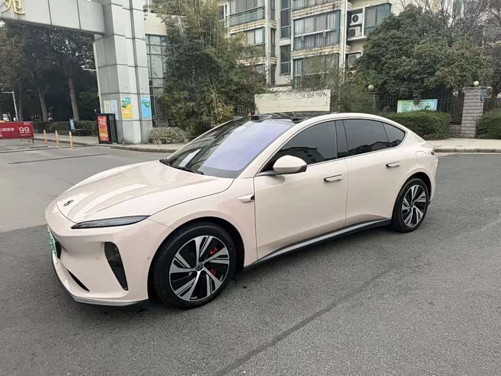 Фото 2 - Nio ET5