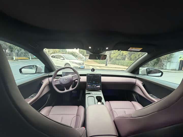 Фото 4 - Nio ET5