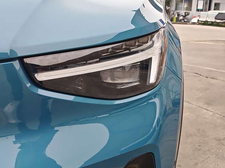 Фото 7 - Volvo C40