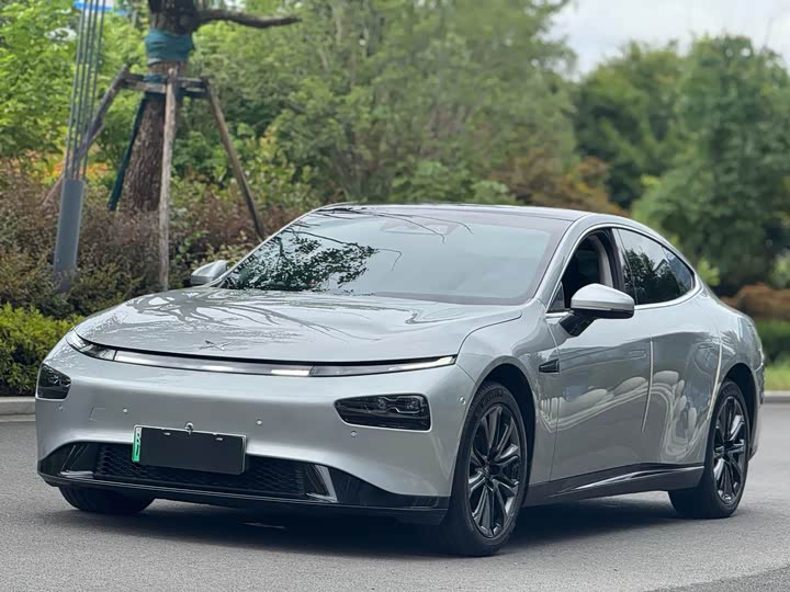 Фото 1 - XPeng P7