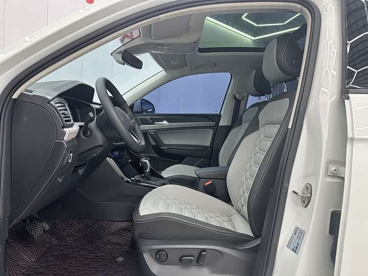 Фото 4 - Volkswagen Tayron