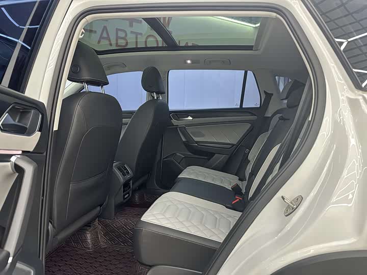 Фото 5 - Volkswagen Tayron