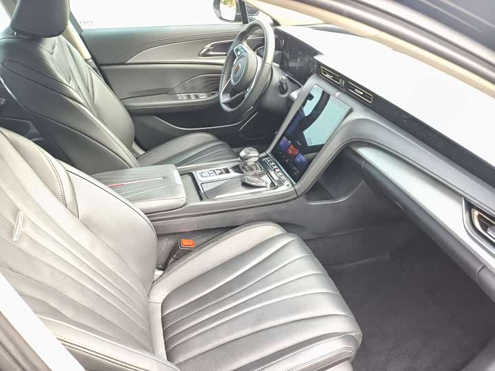 Фото 7 - Hongqi H5