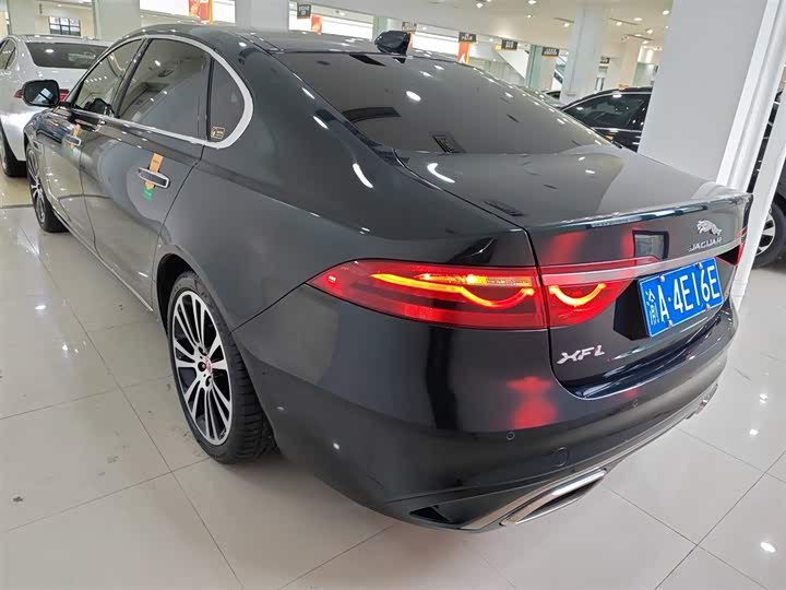 Фото 5 - Jaguar XF L