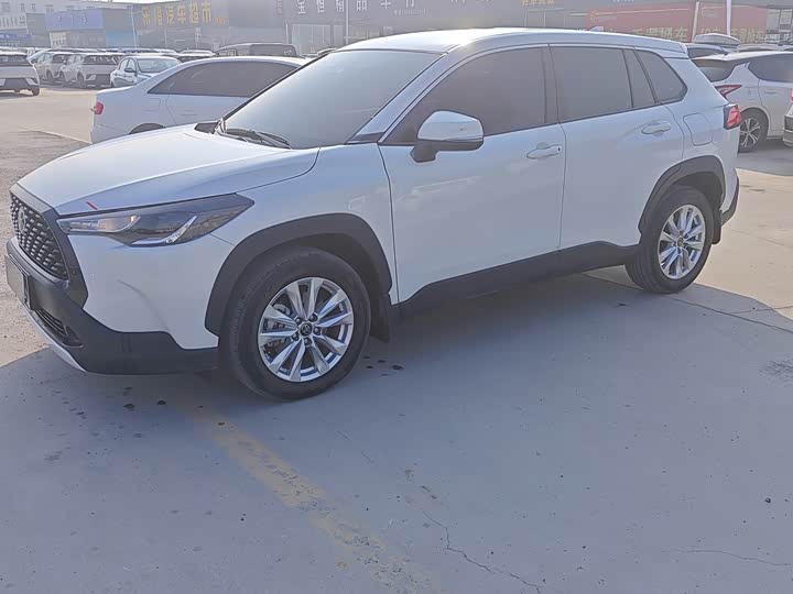 Фото 2 - Toyota Corolla Cross