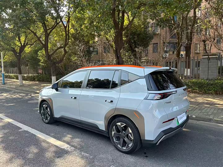 Фото 9 - GAC Aion Y