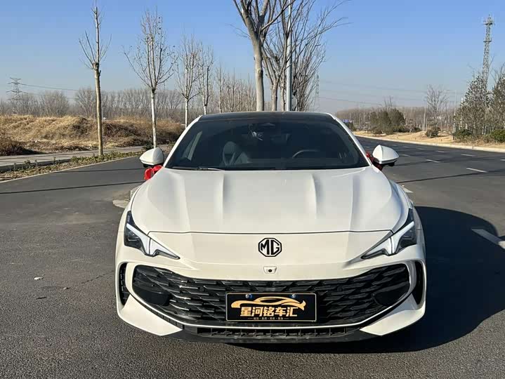 Фото 2 - MG Motor 7