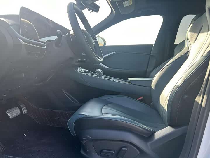 Фото 4 - MG Motor 7