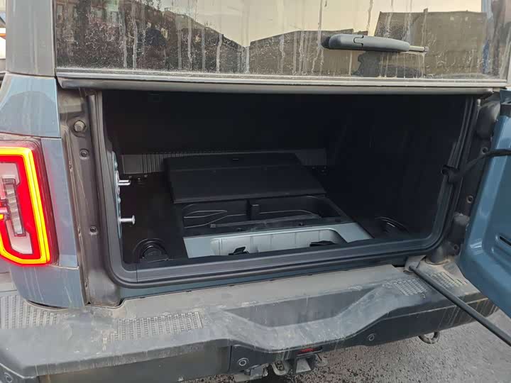 Фото 2 - Ford Bronco