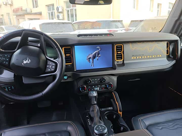 Фото 3 - Ford Bronco