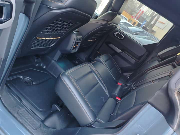 Фото 4 - Ford Bronco