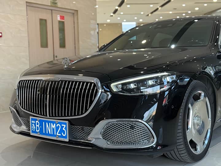 Фото 4 - Mercedes-Benz Maybach S-Class