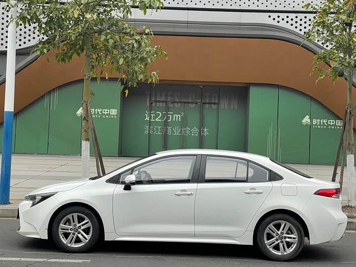 Фото 4 - Toyota Levin