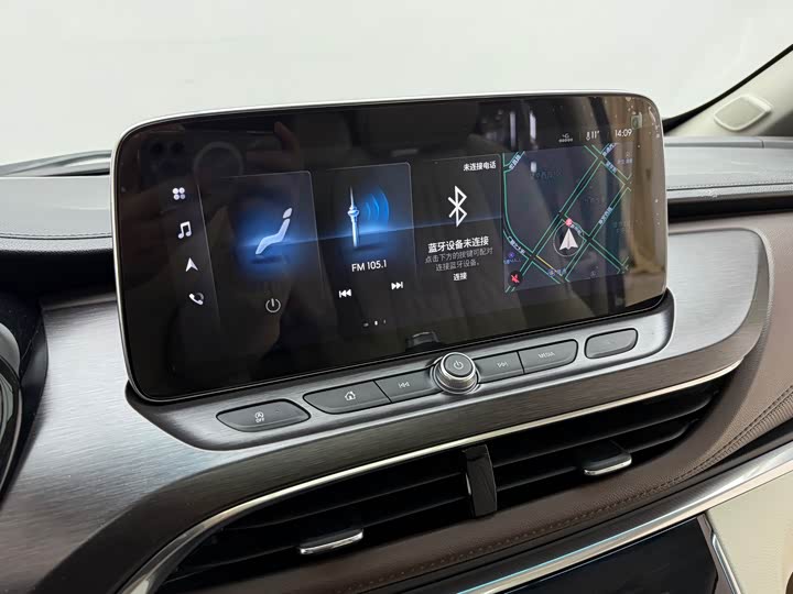 Фото 6 - Buick GL8 ES