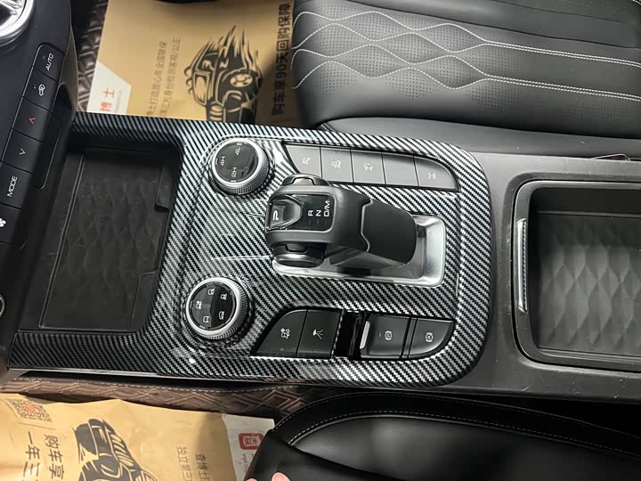 Фото 7 - Tank 300