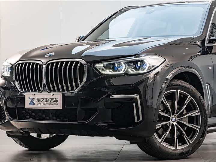 Фото 2 - BMW X5