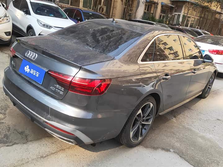 Фото 3 - Audi A4L