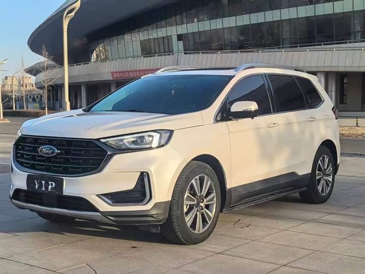 Фото 1 - Ford Edge