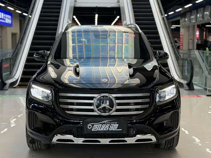 Фото 2 - Mercedes-Benz GLB-Class