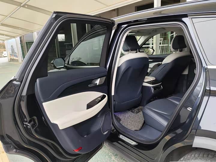 Фото 8 - BAIC Arcfox Alpha T