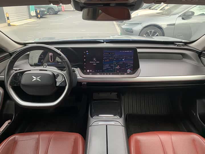 Фото 7 - XPeng P7