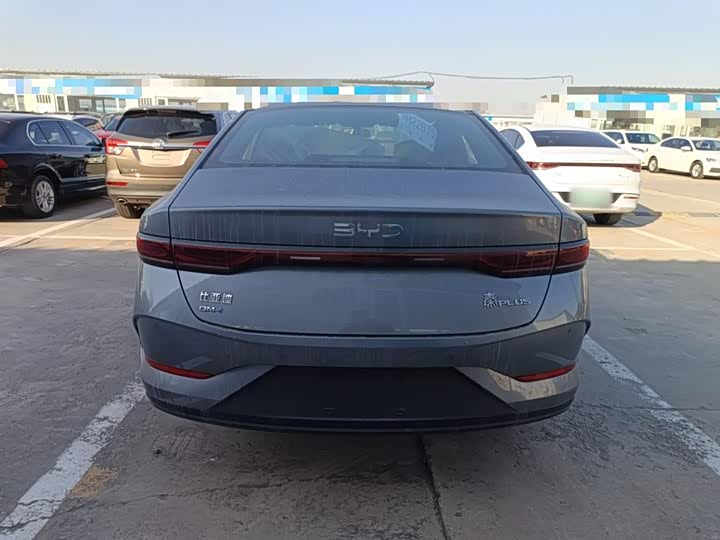 Фото 6 - BYD Qin Plus