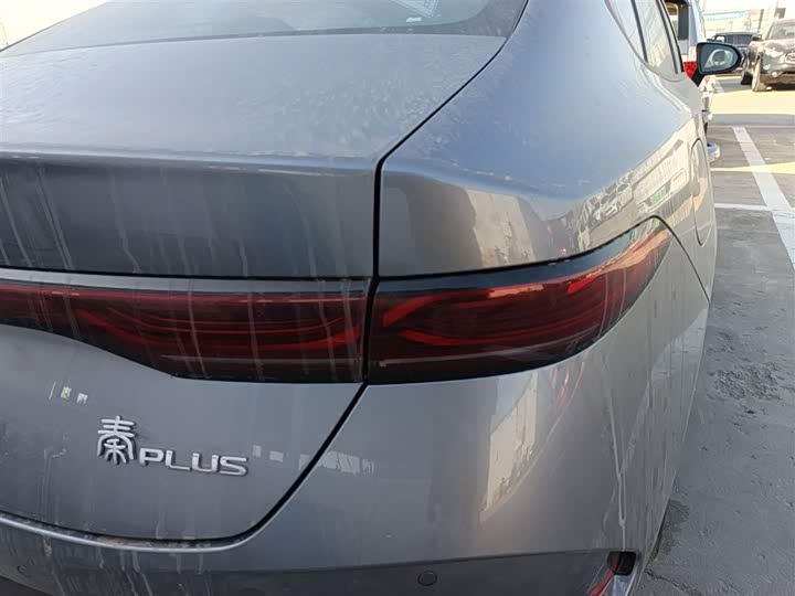 Фото 8 - BYD Qin Plus