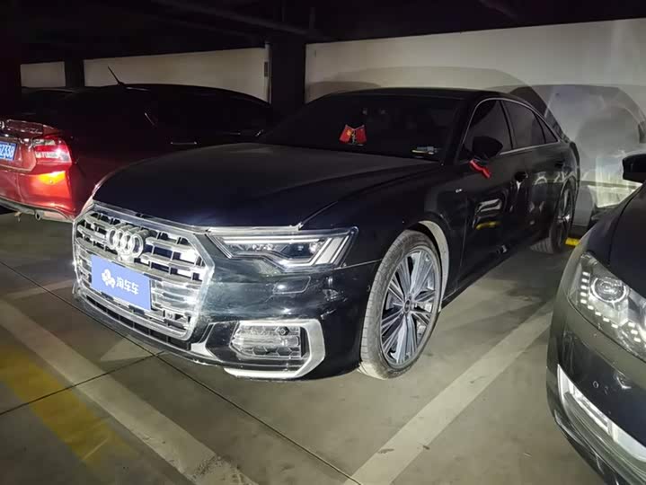 Фото 1 - Audi A6L