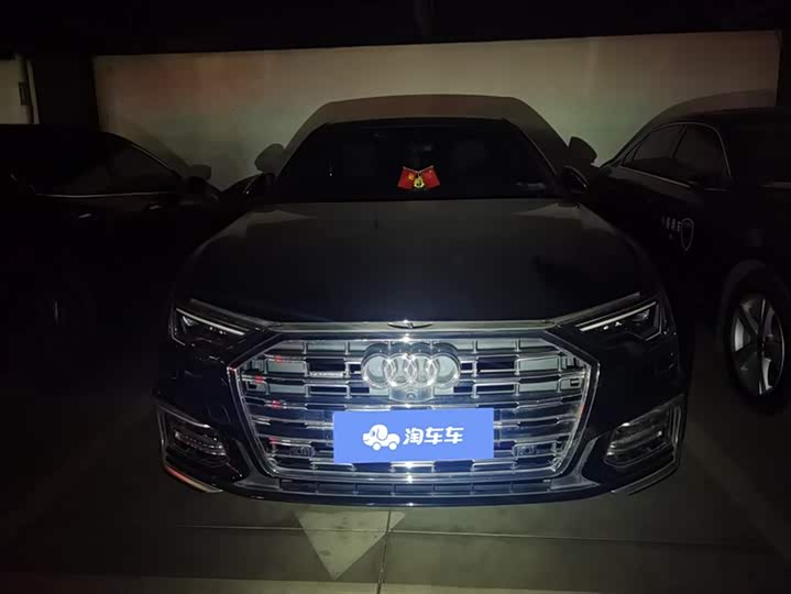 Фото 2 - Audi A6L