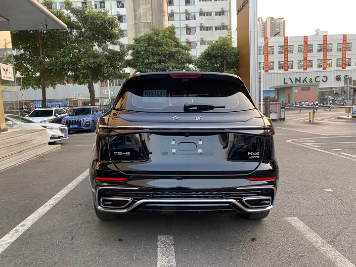 Фото 6 - Hongqi HS5