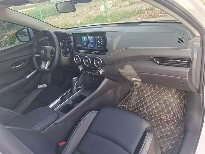 Фото 6 - Nissan Sylphy