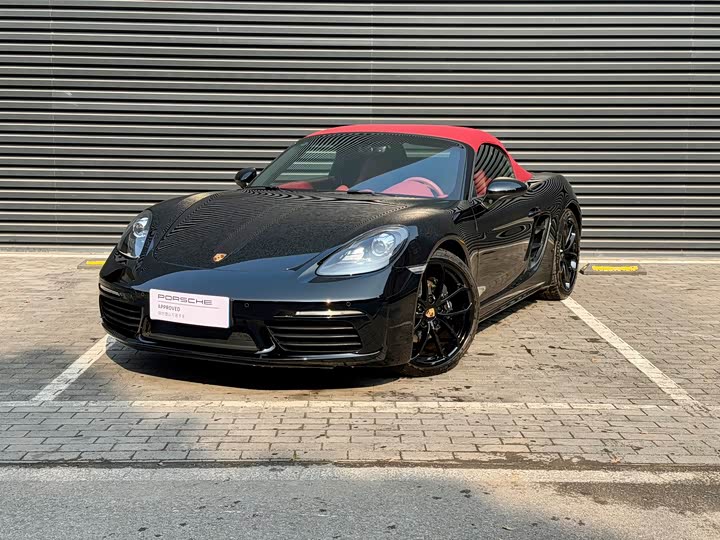 Фото 1 - Porsche 718