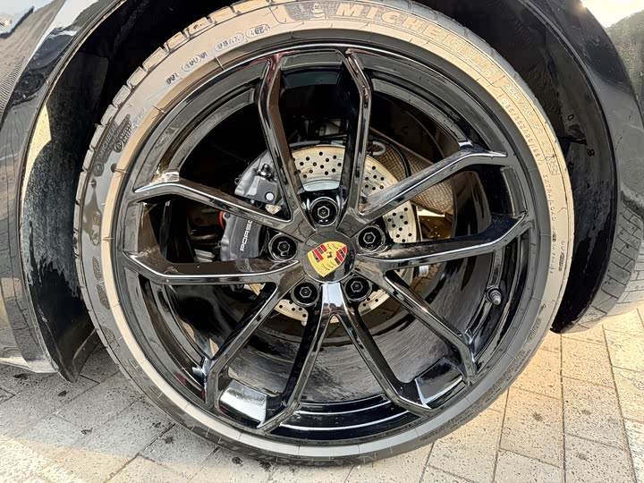 Фото 9 - Porsche 718