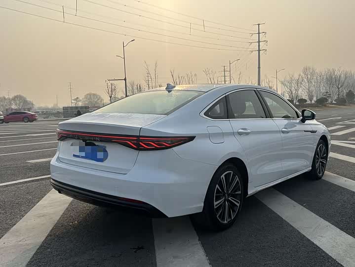 Фото 9 - Chery Arrizo 8 Pro